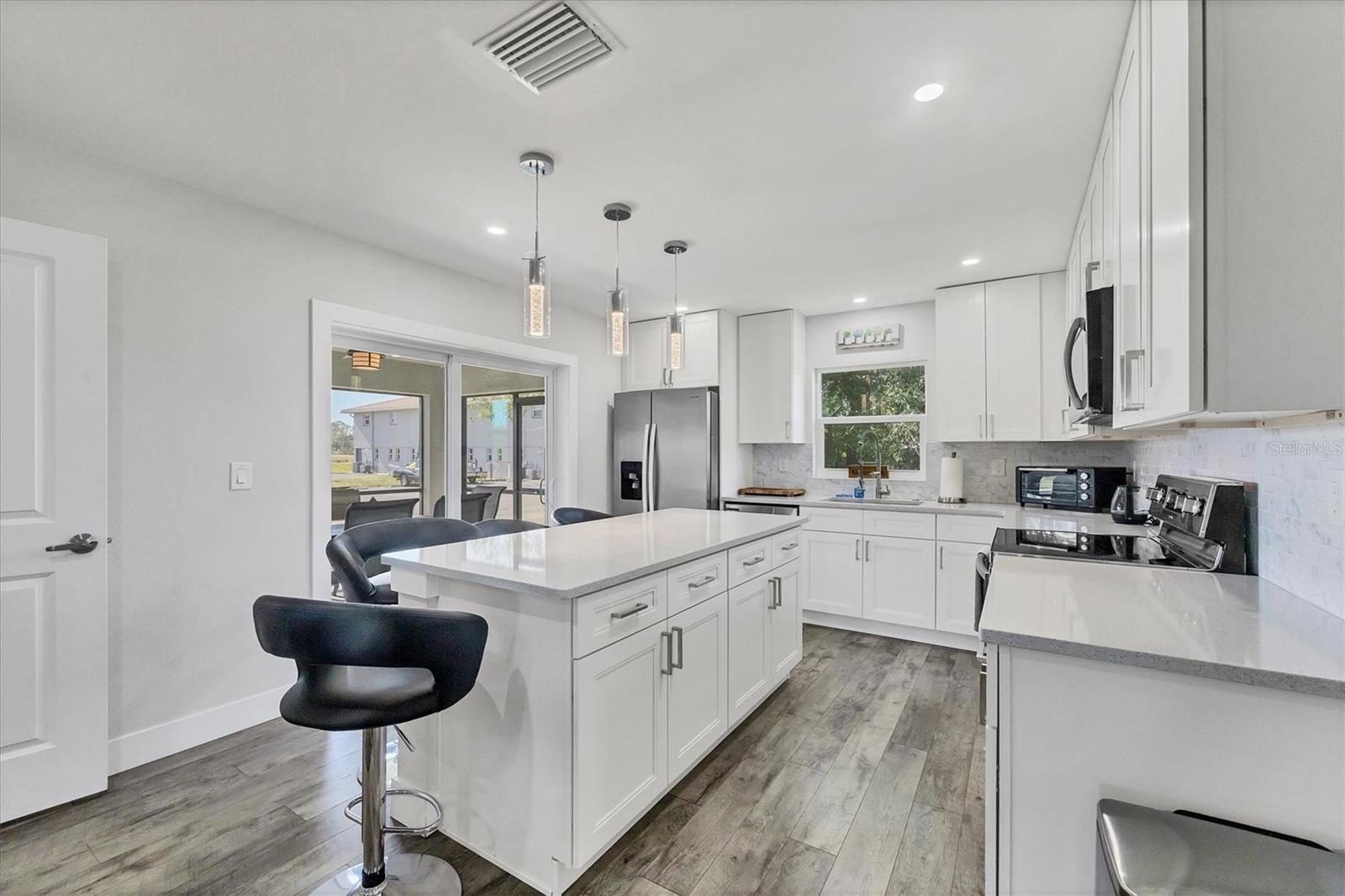 WARM MINERAL SPGS - Residential Income