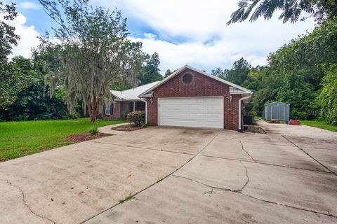 A home in KEYSTONE HEIGHTS