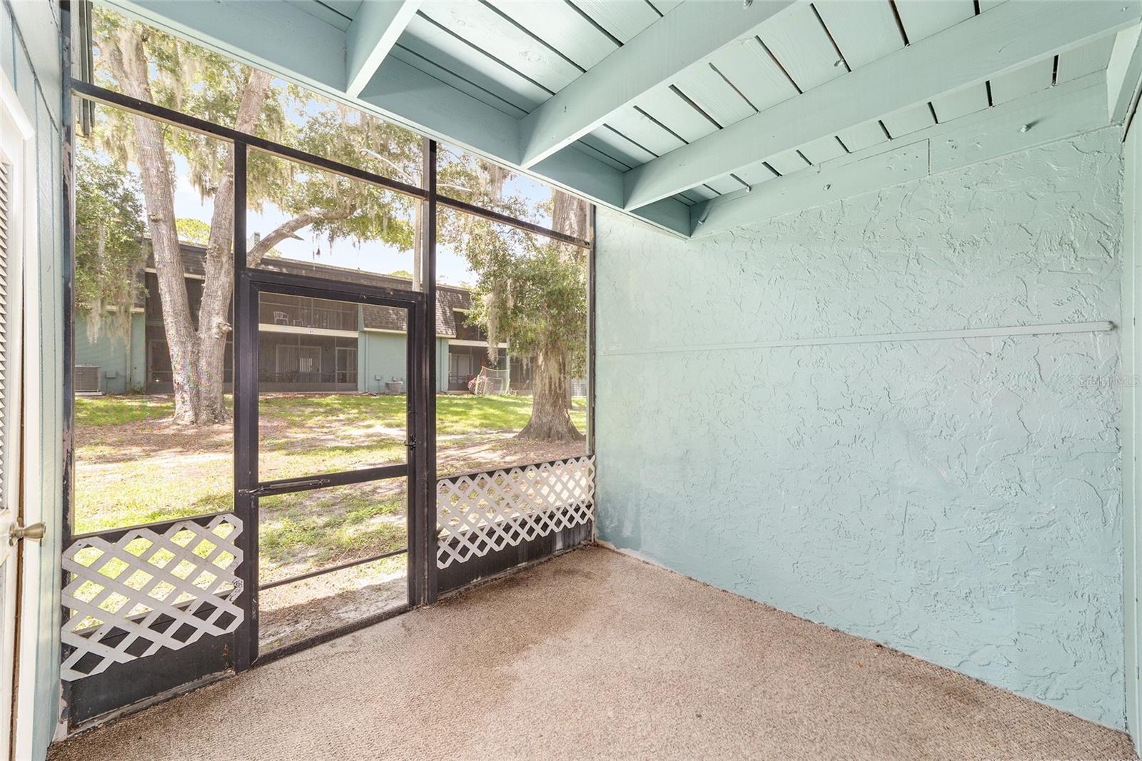 CRICKET CLUB CONDO - Residential