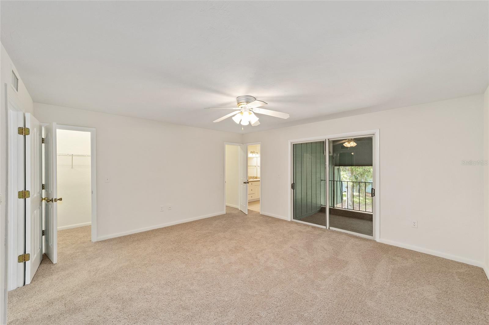 CRICKET CLUB CONDO - Residential