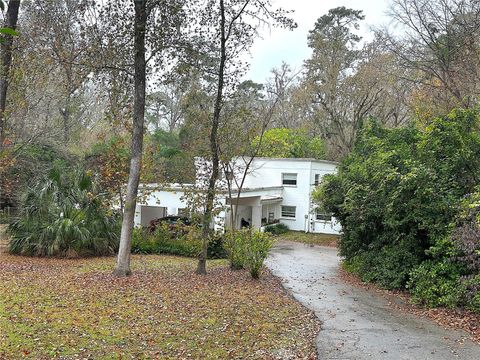 Photo of 3380 NW 37th Street, Gainesville, FL 32605 (MLS # GC536260)