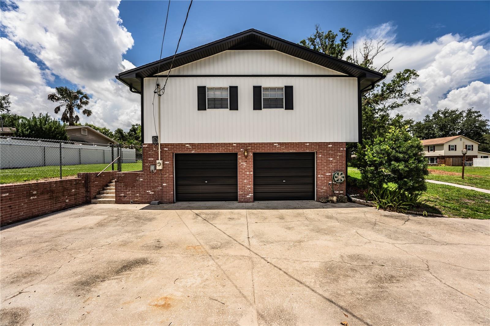 4504 MOUNT VIEW DRIVE