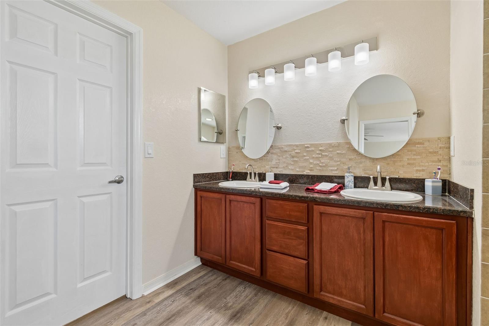 SUNDANCE PLACE PH 1 - Residential