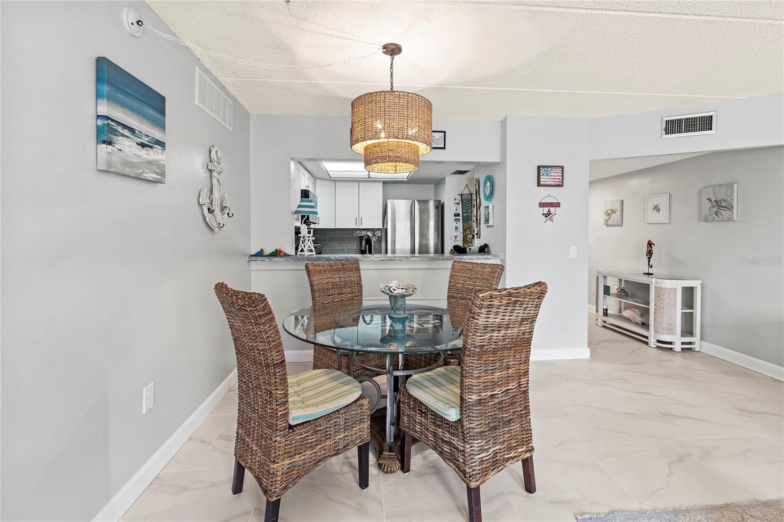 HORIZONS WEST I - Residential