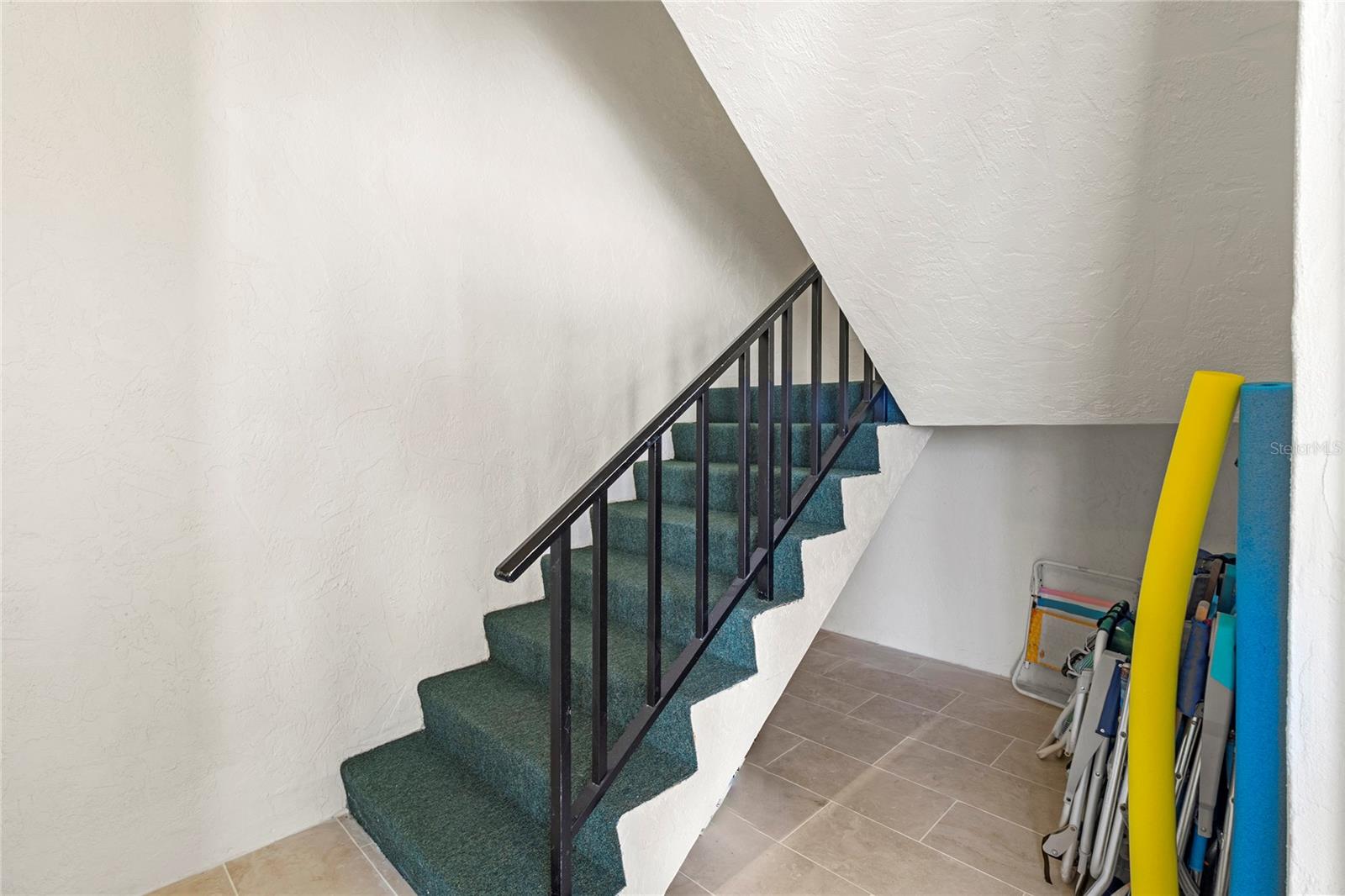 HORIZONS WEST I - Residential