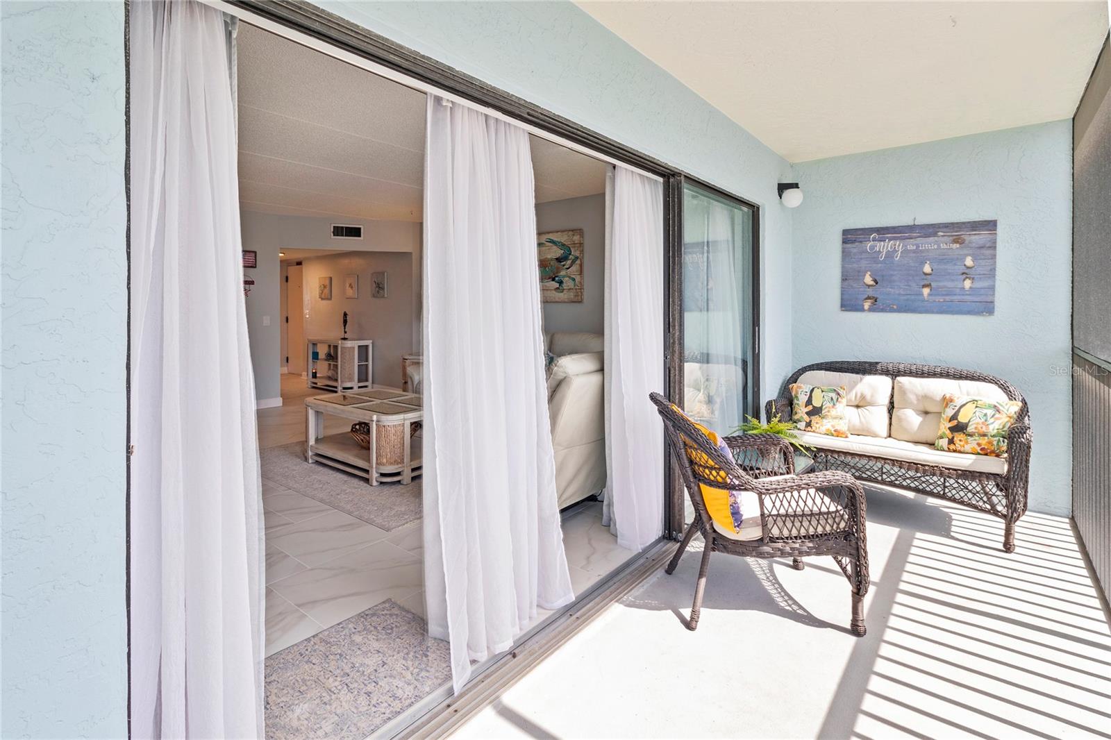 HORIZONS WEST I - Residential