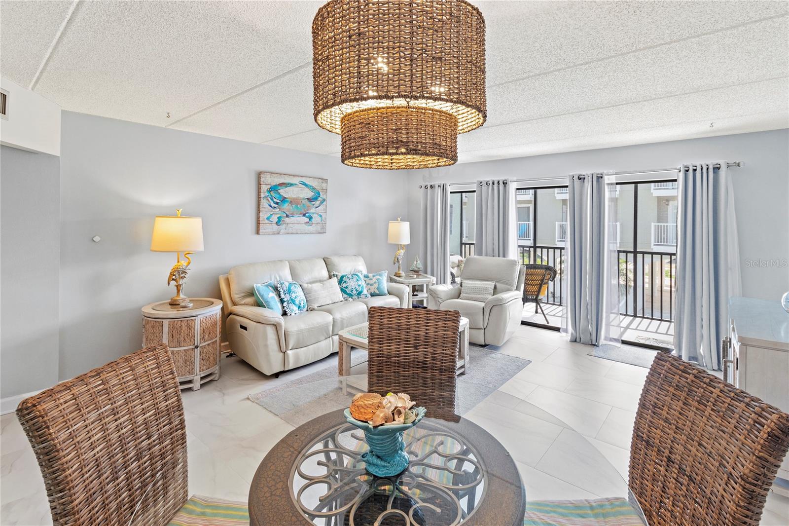 HORIZONS WEST I - Residential