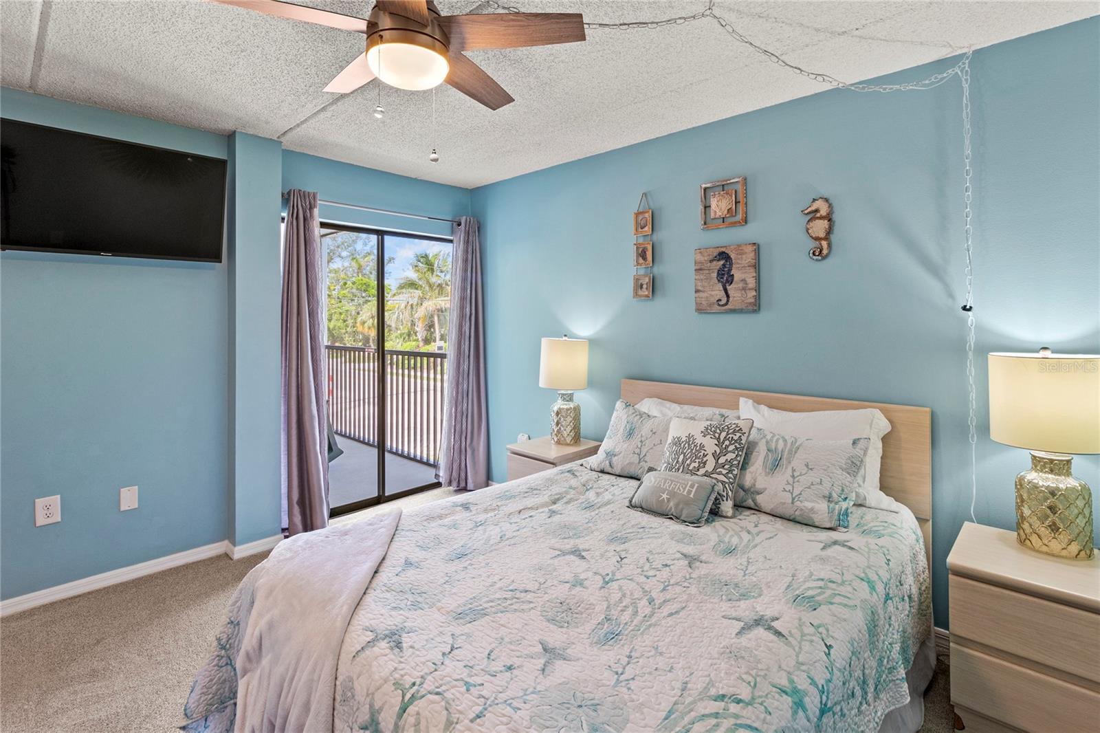 HORIZONS WEST I - Residential