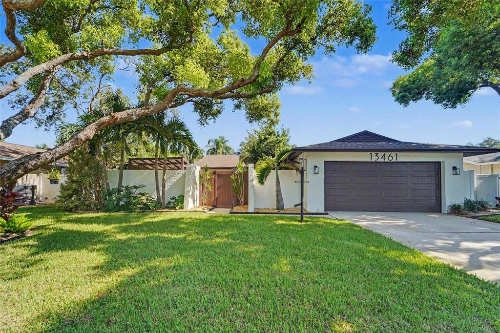 Photo of 13461 Del Prado Drive S, Largo, FL 33774 (MLS # TB8538535)