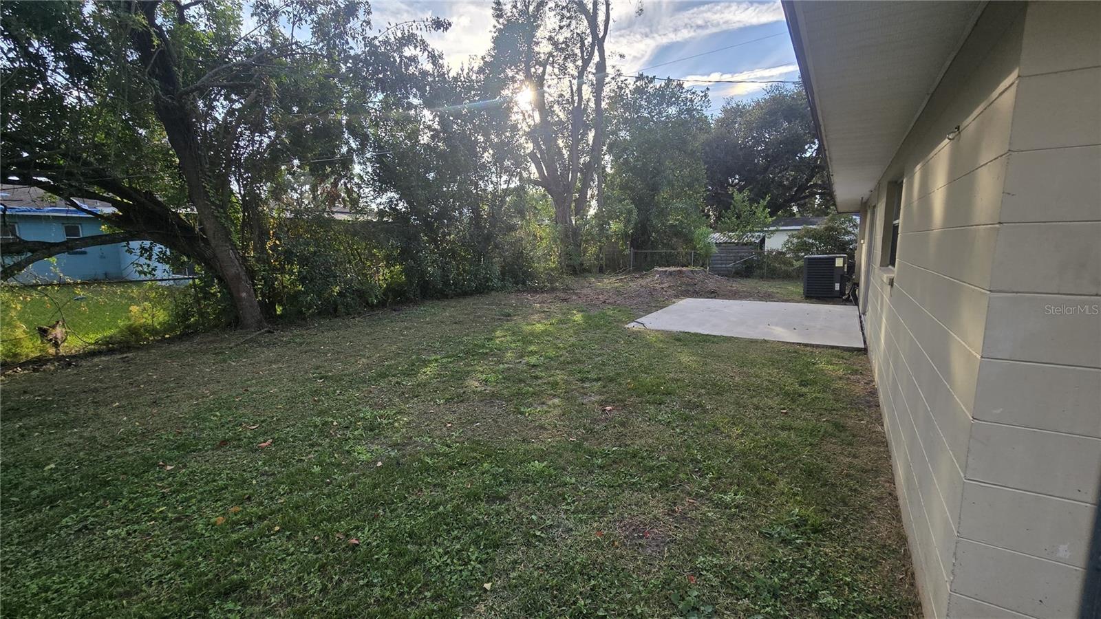 ACREAGE - Residential