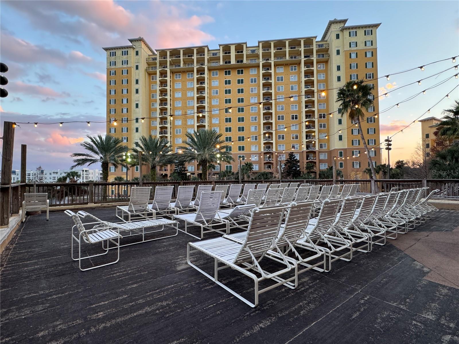 LAKE BUENA VISTA RESORT VLG 4 CONDO - Residential