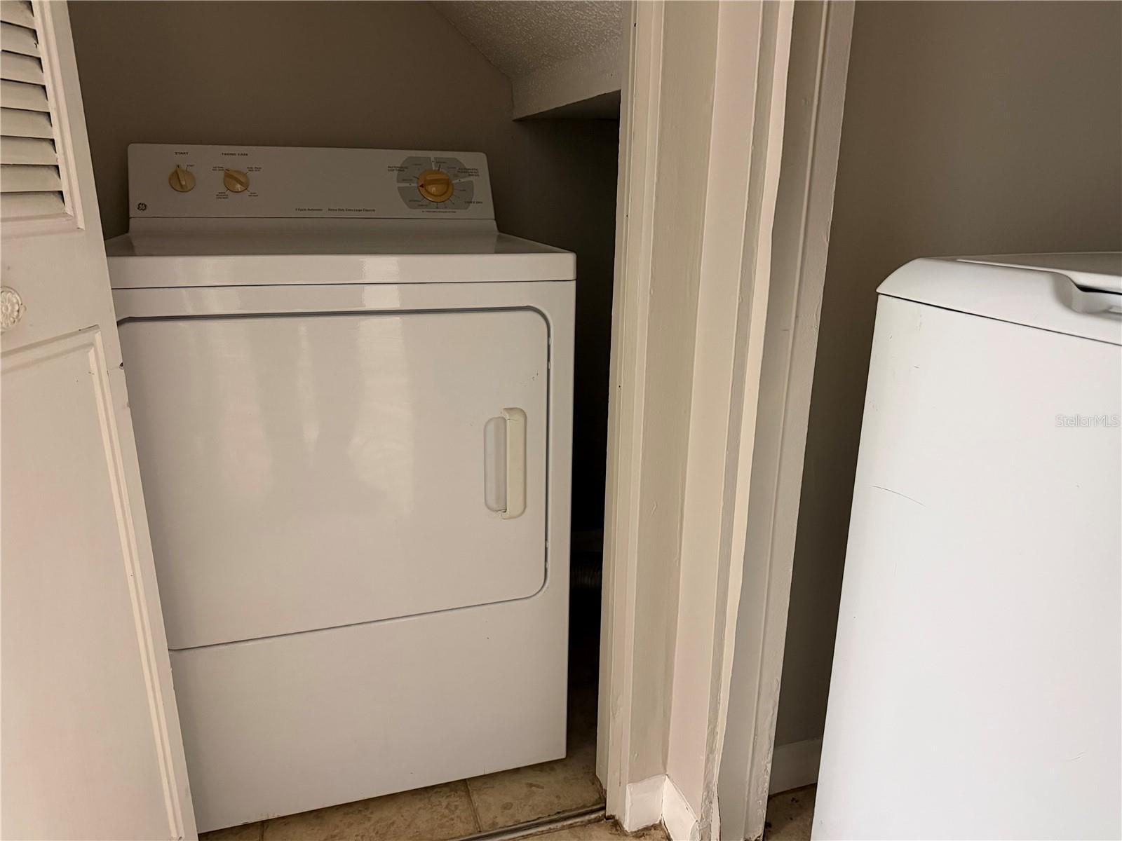 LAKE FOREST UNIT 5 B - Residential