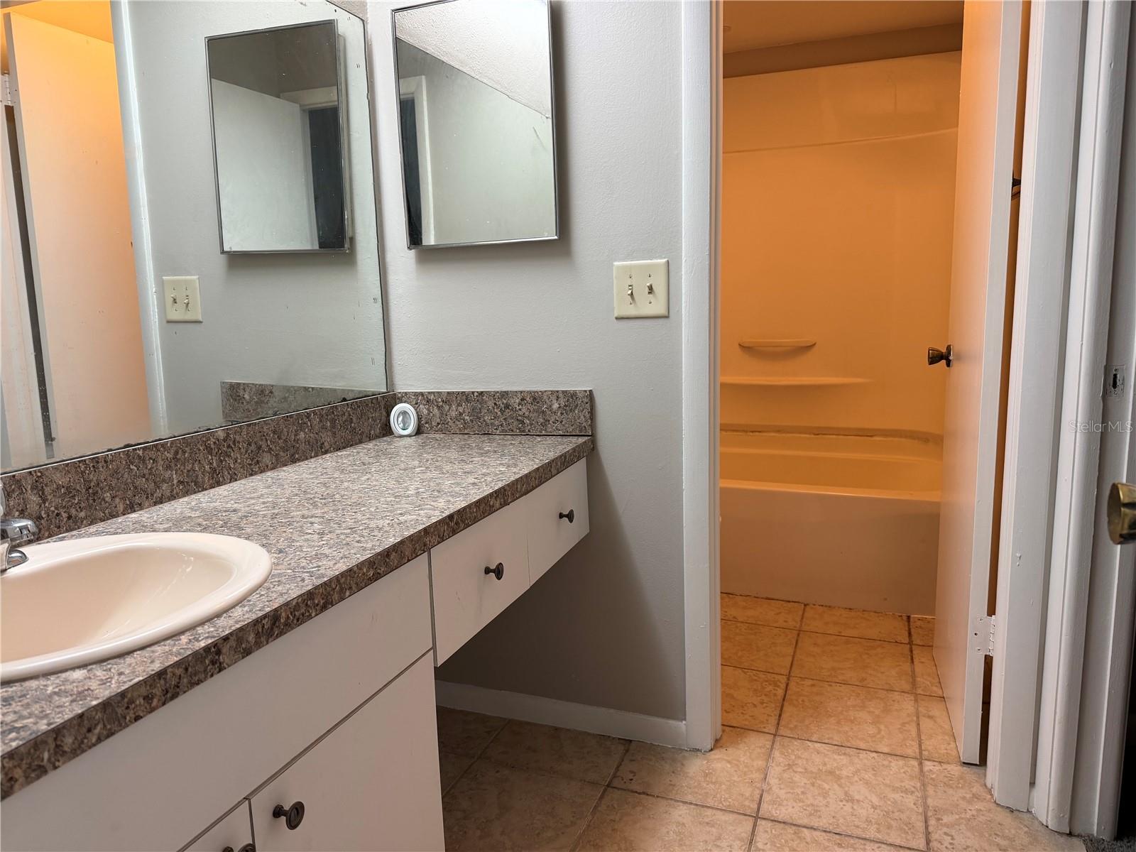 LAKE FOREST UNIT 5 B - Residential