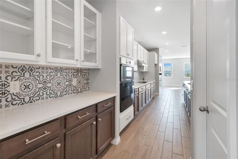 Tiny photo for 2290 Endeavor Way, Minneola, FL 34715 (MLS # G5106198)