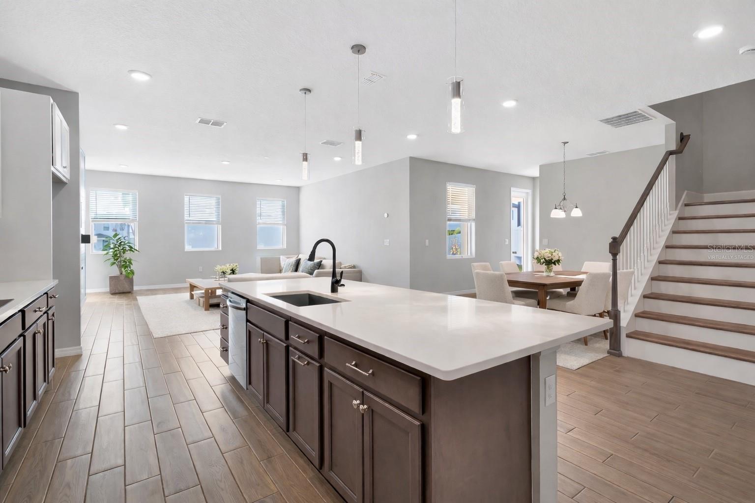 VILLAGES/MINNEOLA HILLS PH 2A - Residential