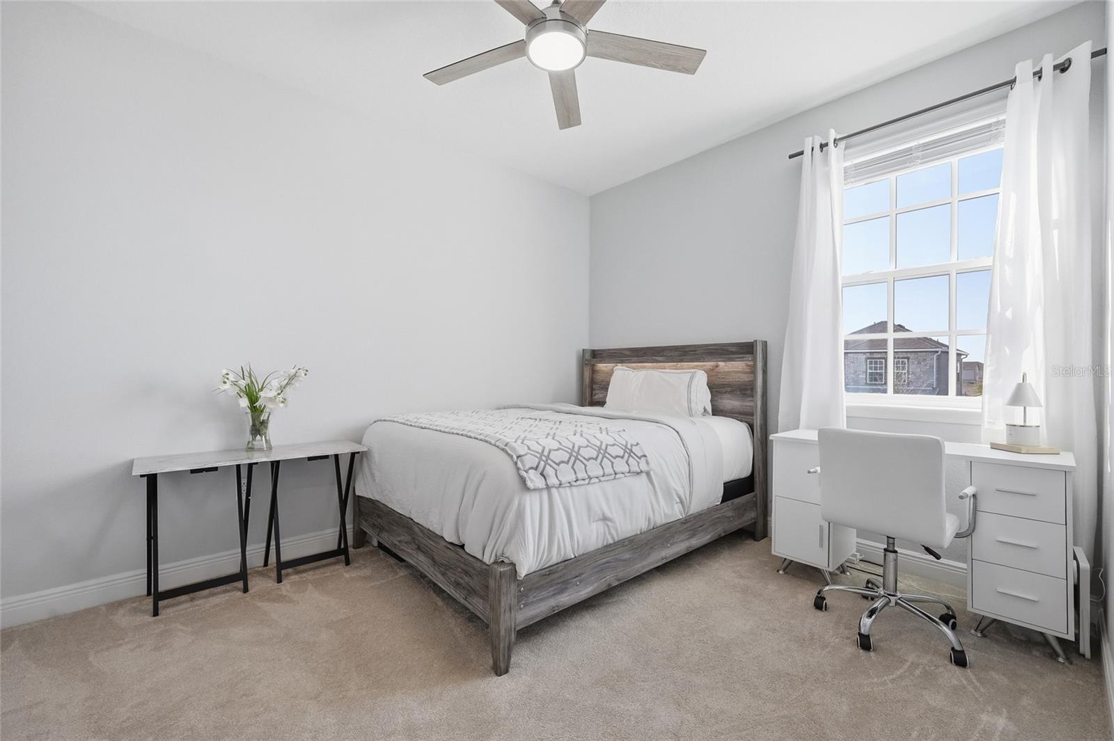 LAUREATE PARK - Residential Lease