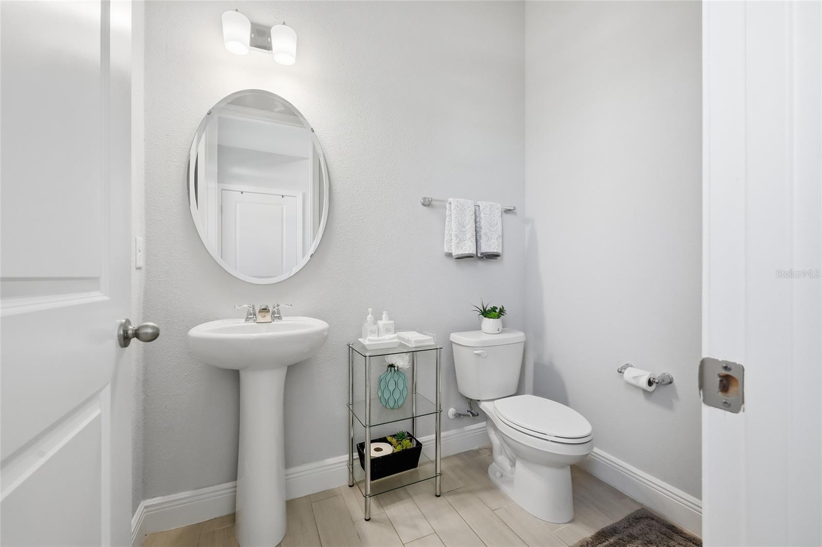 LAUREATE PARK - Residential Lease