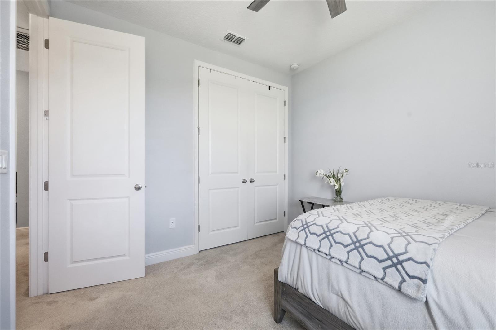 LAUREATE PARK - Residential Lease