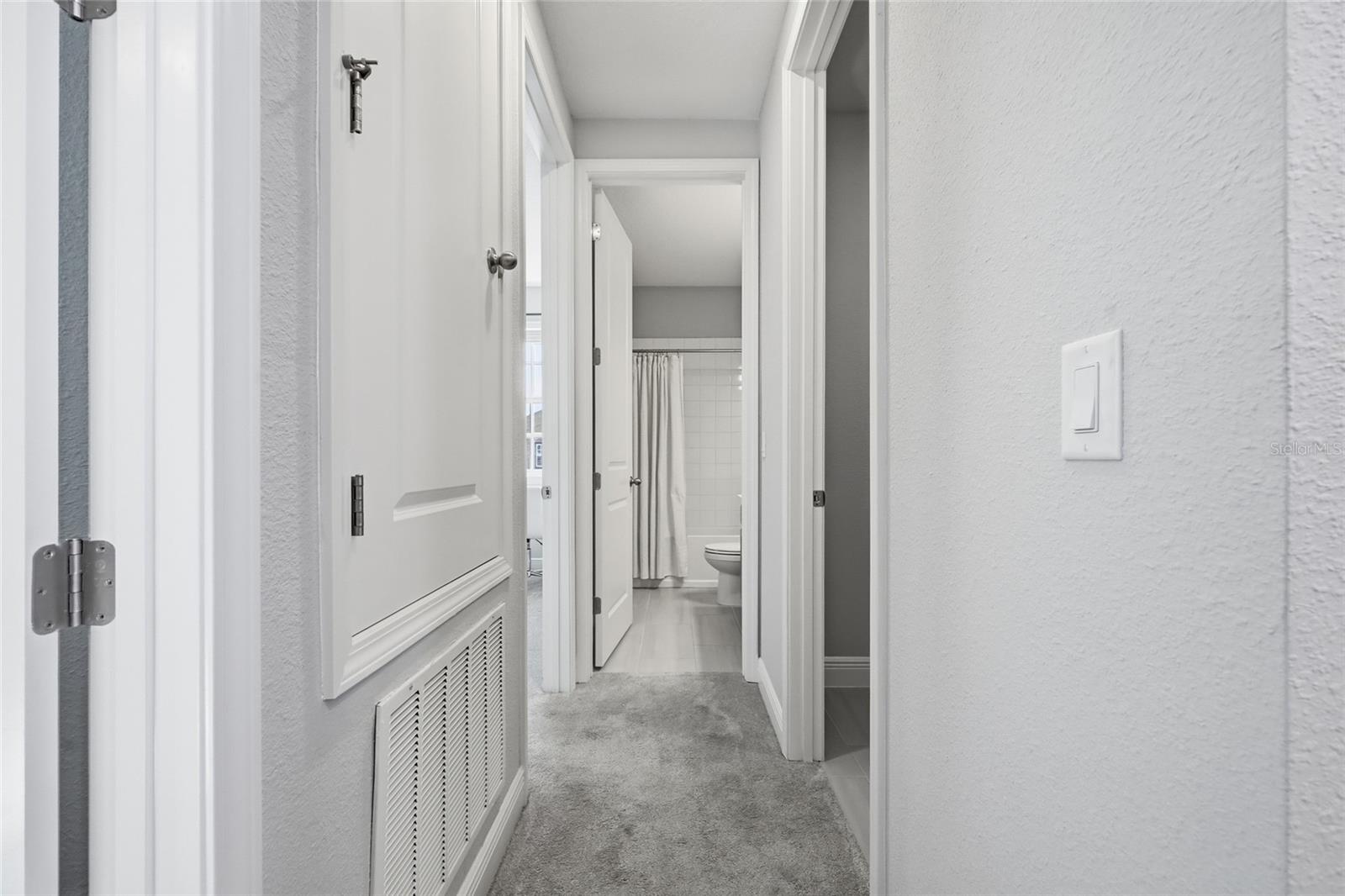 LAUREATE PARK - Residential Lease