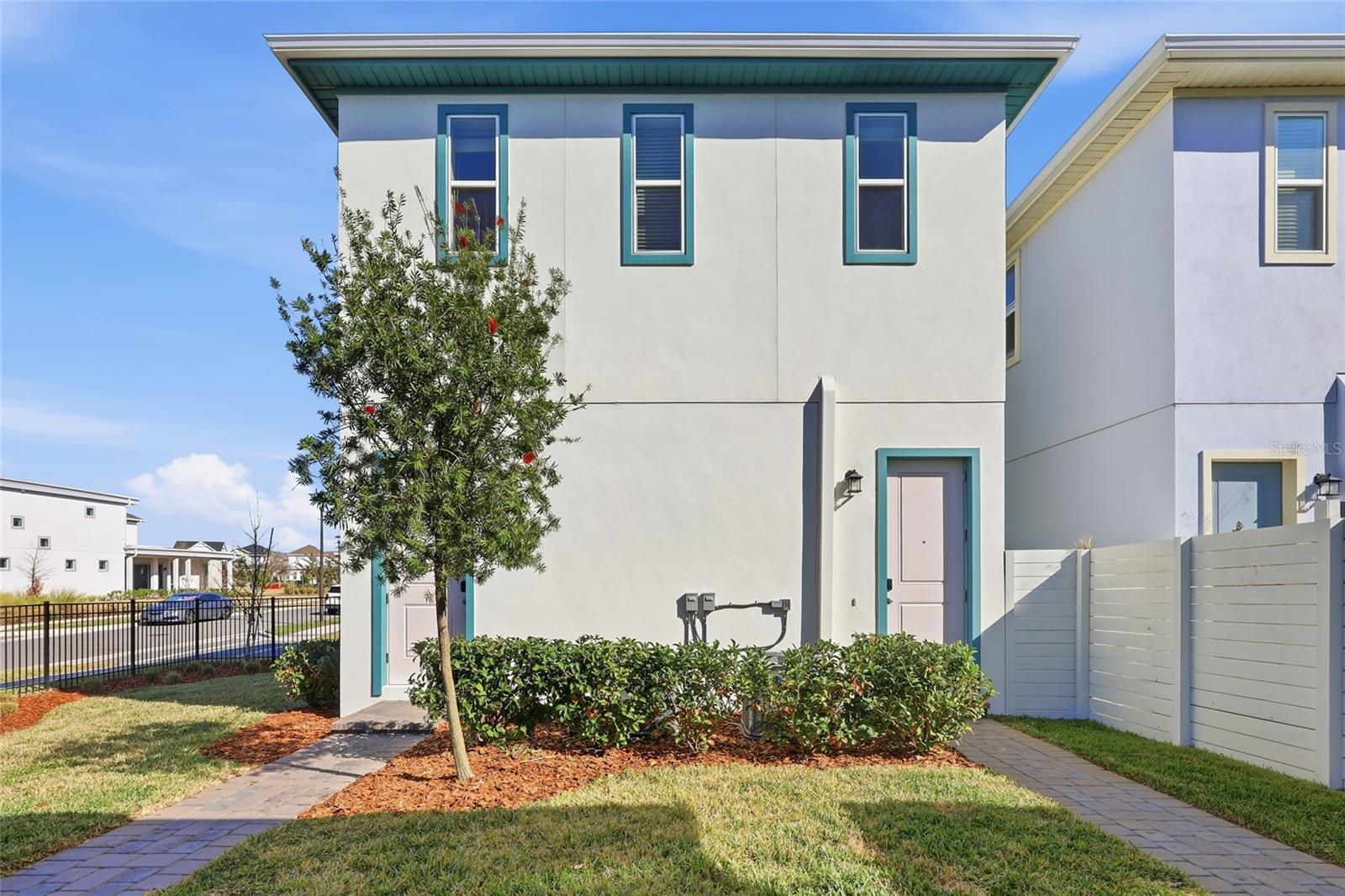 LAUREATE PARK - Residential Lease