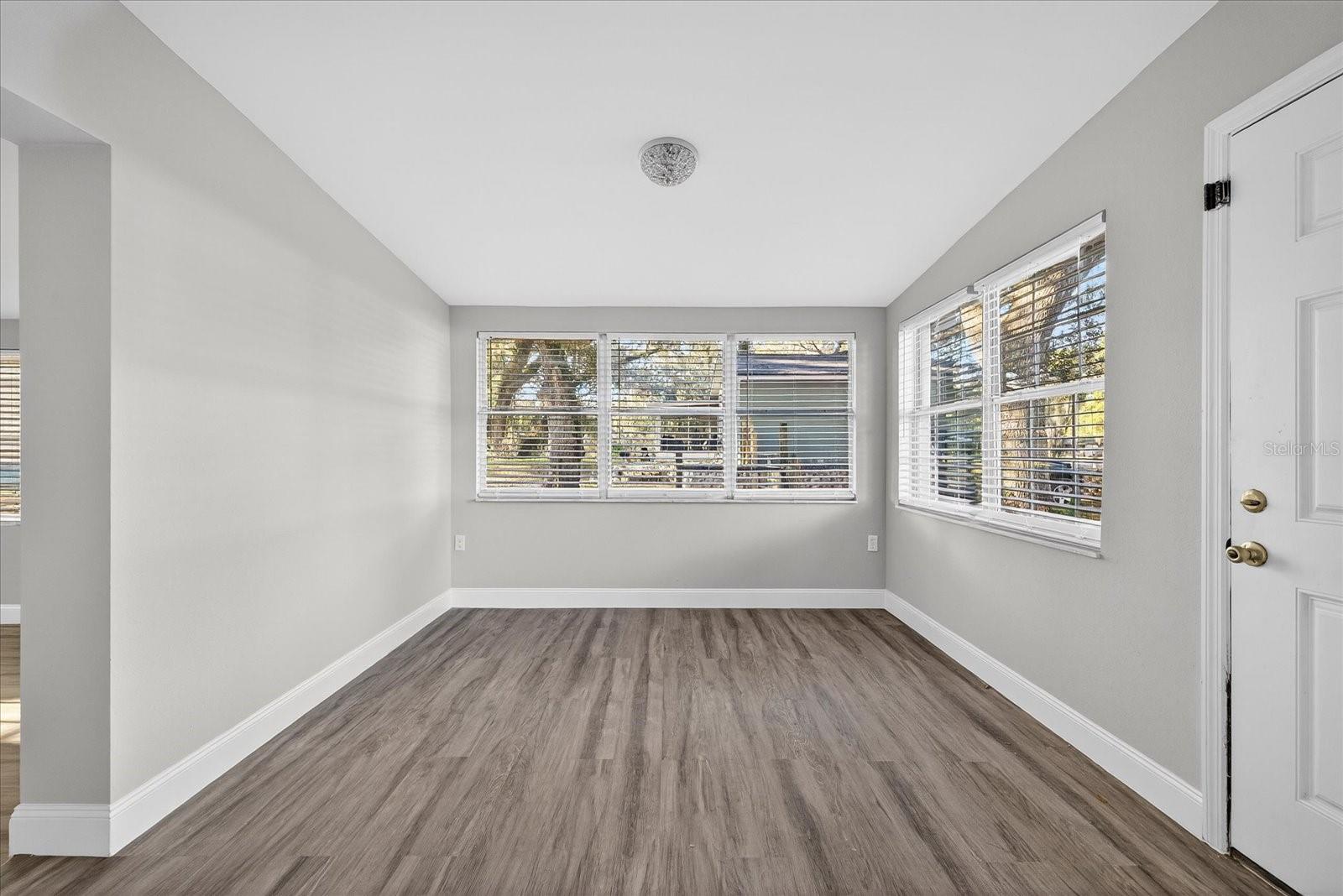 LAKEWOOD - Residential