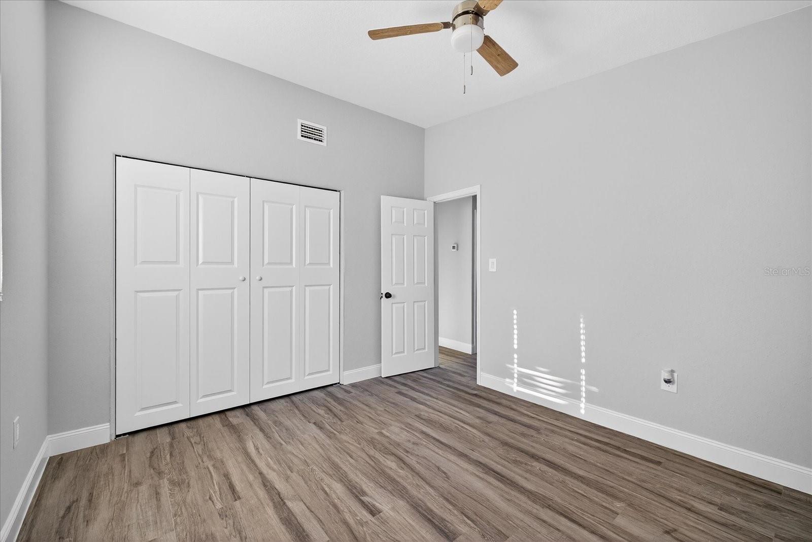 LAKEWOOD - Residential