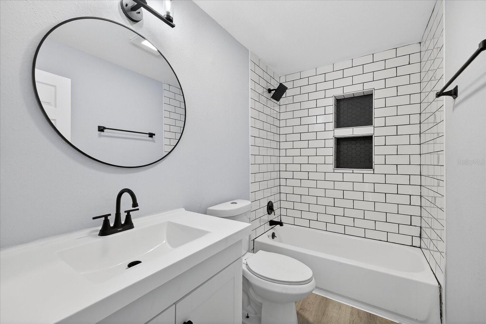 LAKEWOOD - Residential