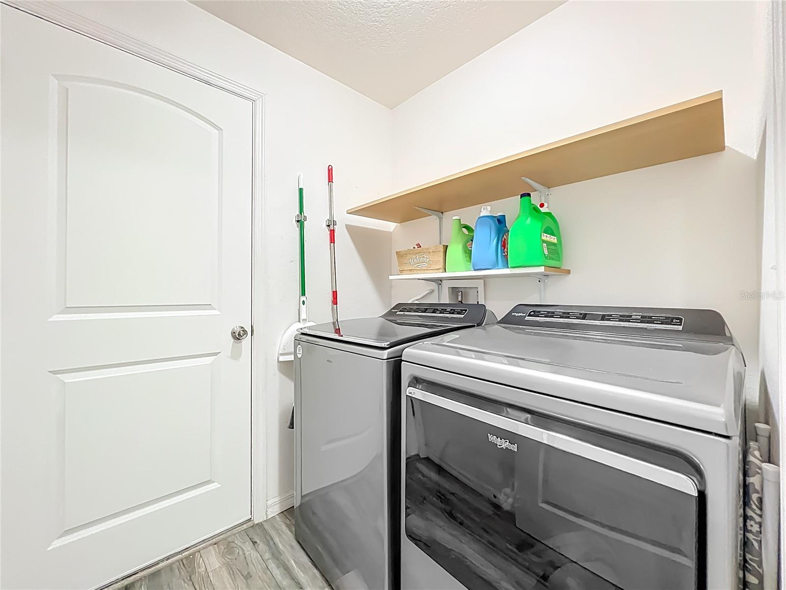 CHELSEA OAKS - Residential