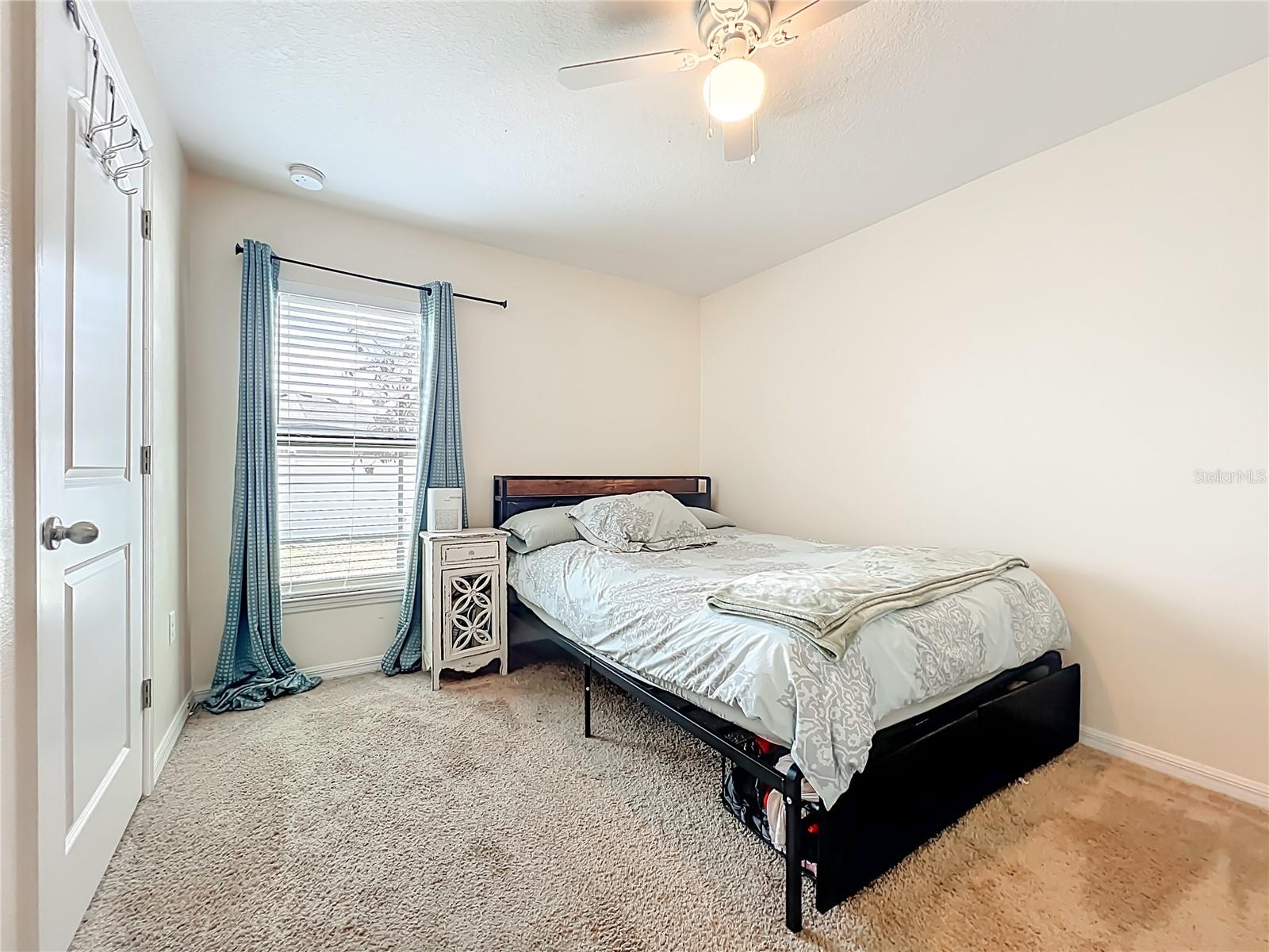 CHELSEA OAKS - Residential