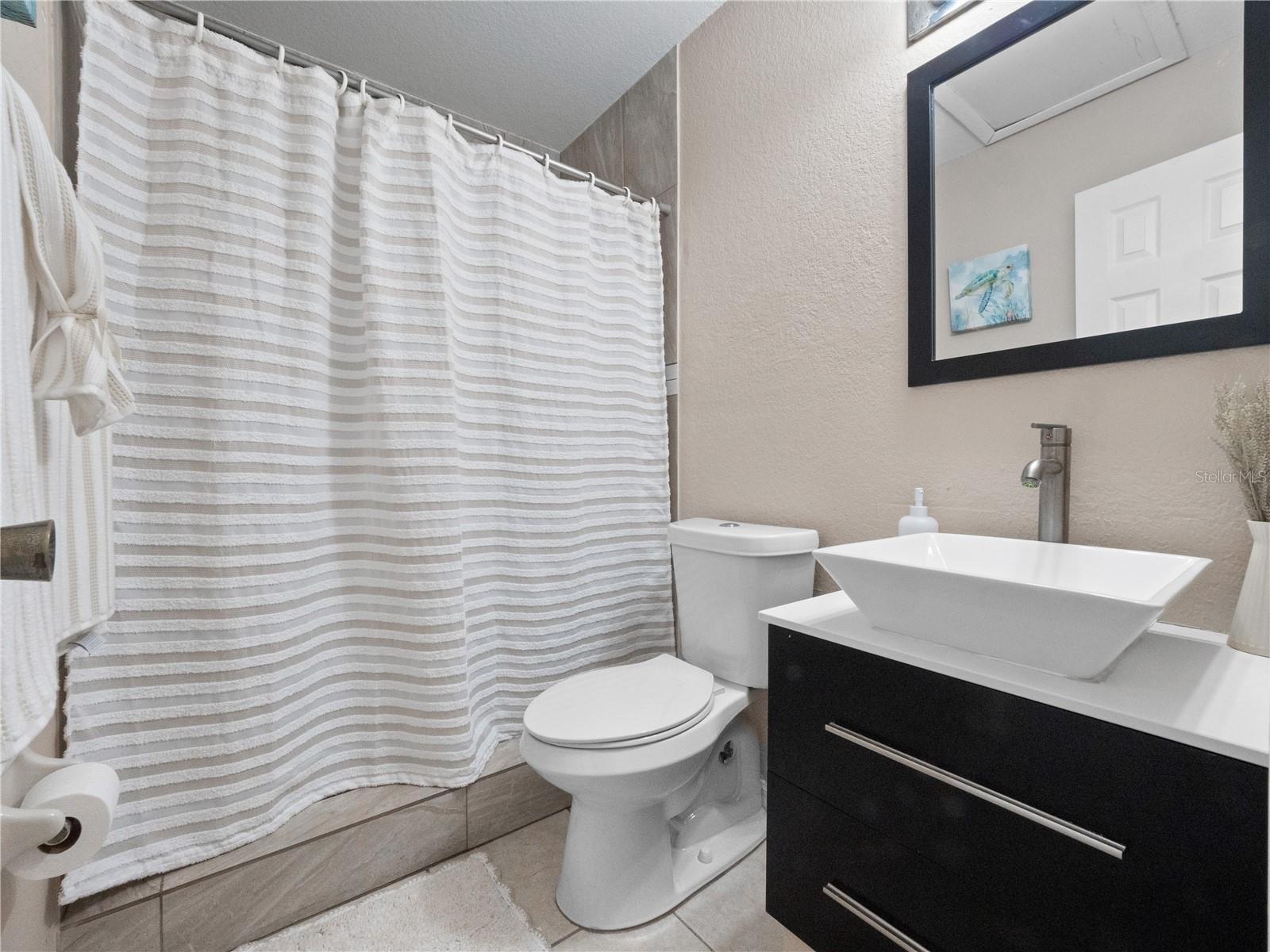 PERHING OAKS - Residential