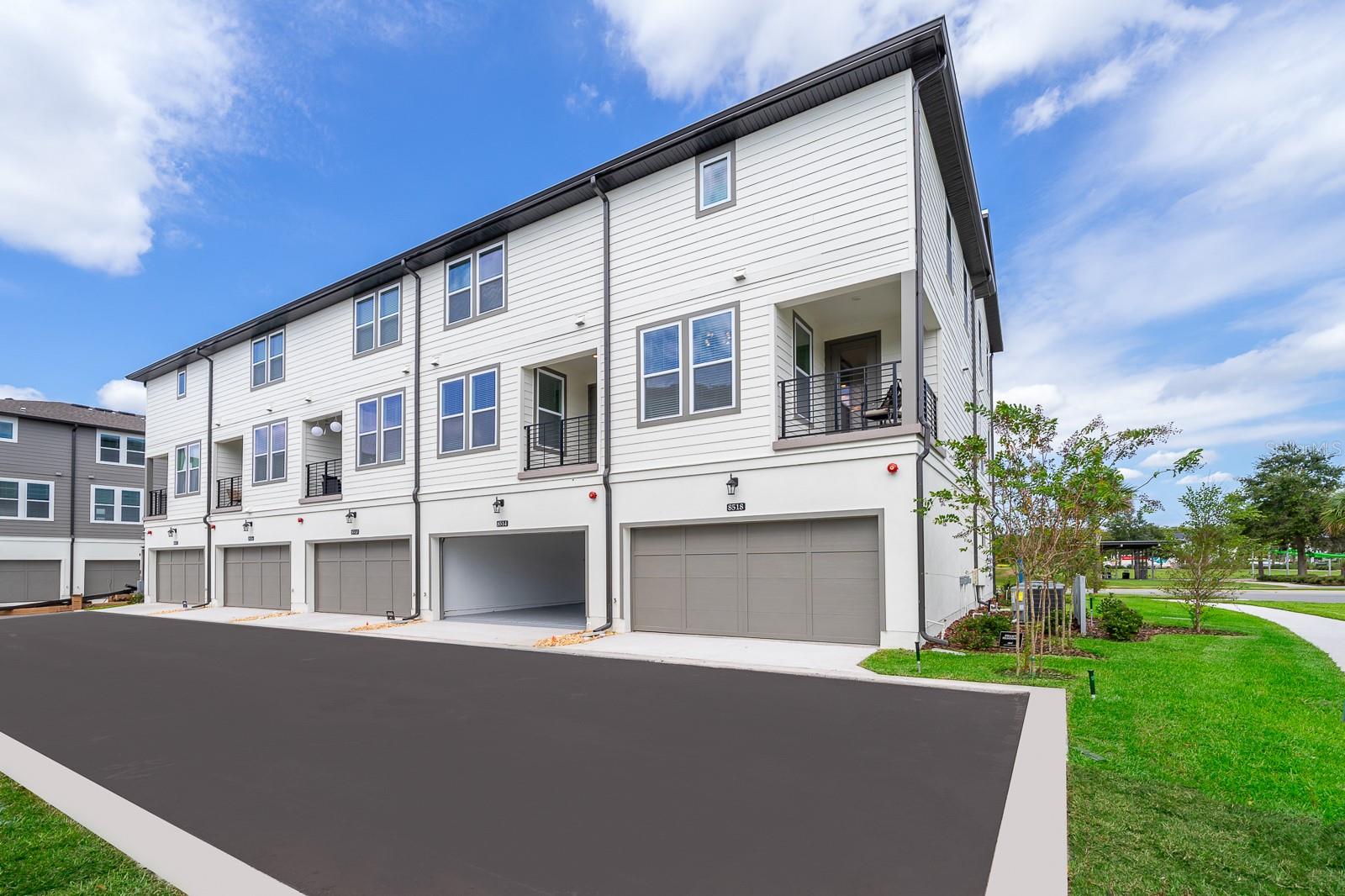 LAUREATE PARK NBRHD CENTER PH 3 - Residential Lease