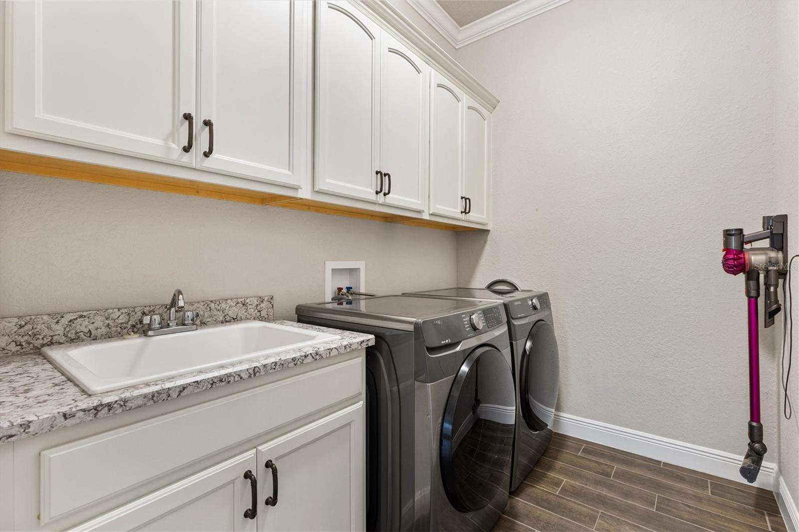 STONECREST - Residential