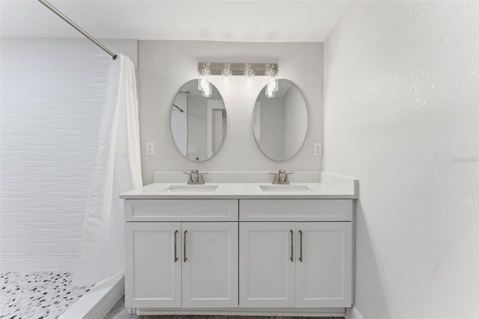 CENTRAL PARK BLKS 13 14 15 16 - Residential