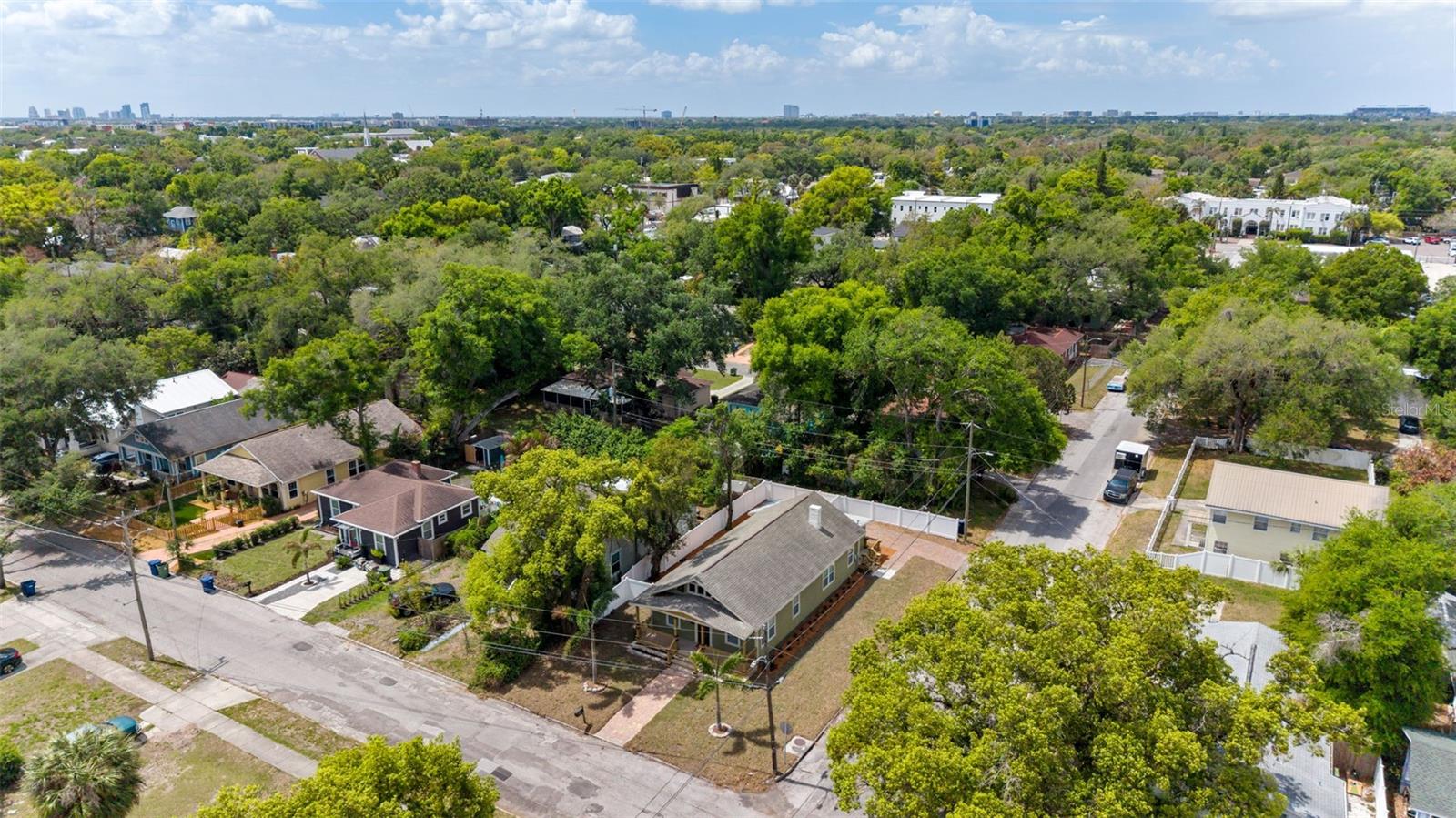 CENTRAL PARK BLKS 13 14 15 16 - Residential