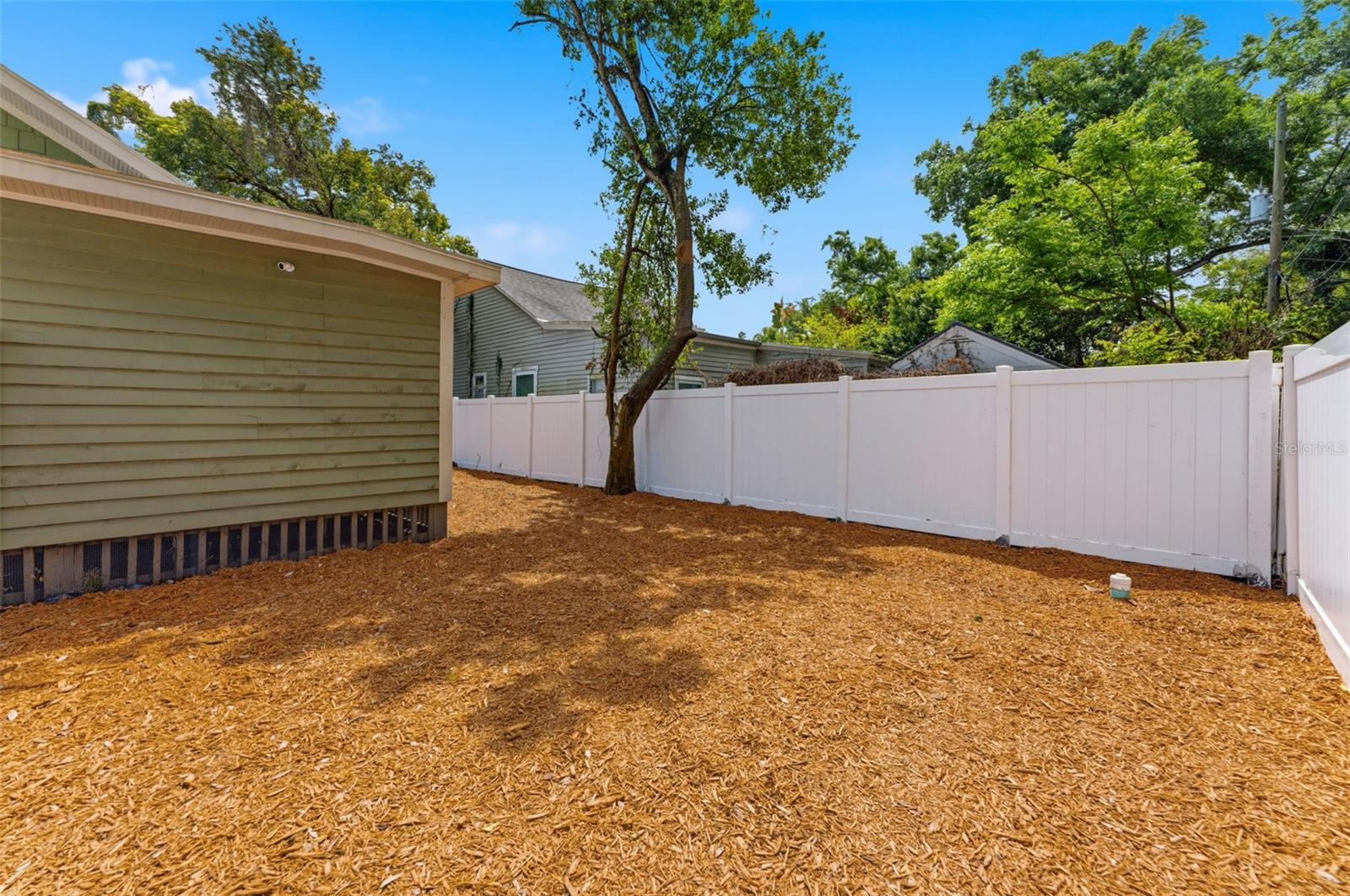 CENTRAL PARK BLKS 13 14 15 16 - Residential