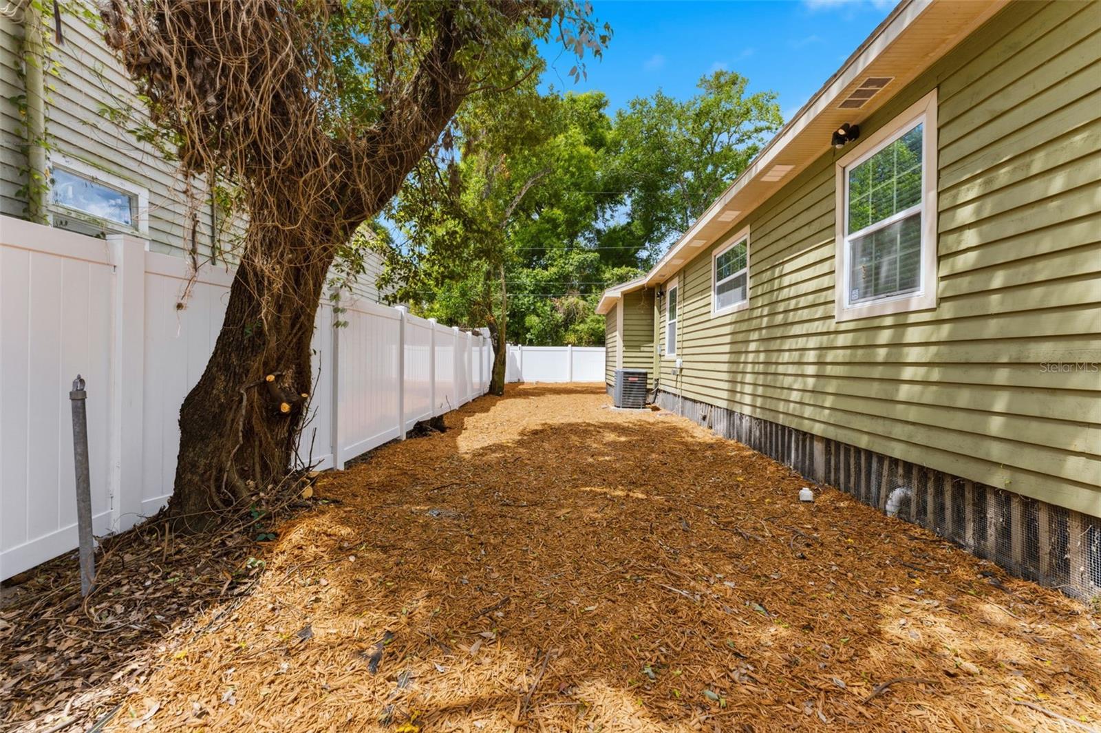 CENTRAL PARK BLKS 13 14 15 16 - Residential