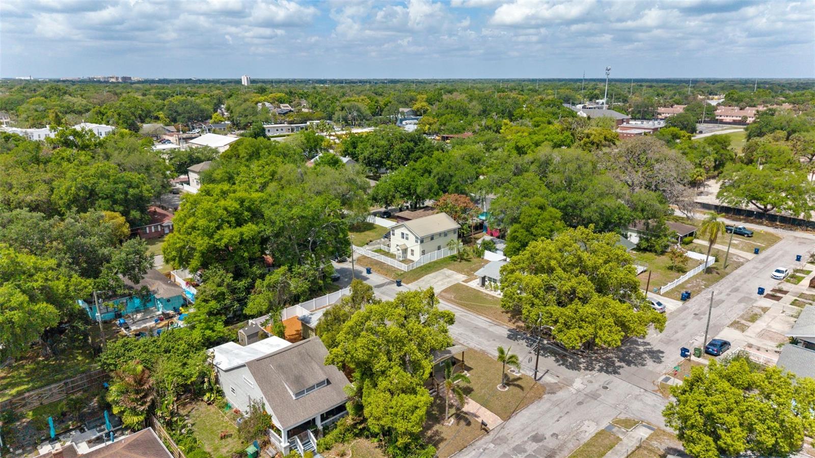 CENTRAL PARK BLKS 13 14 15 16 - Residential