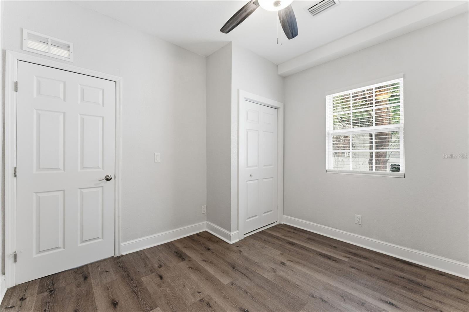 CENTRAL PARK BLKS 13 14 15 16 - Residential