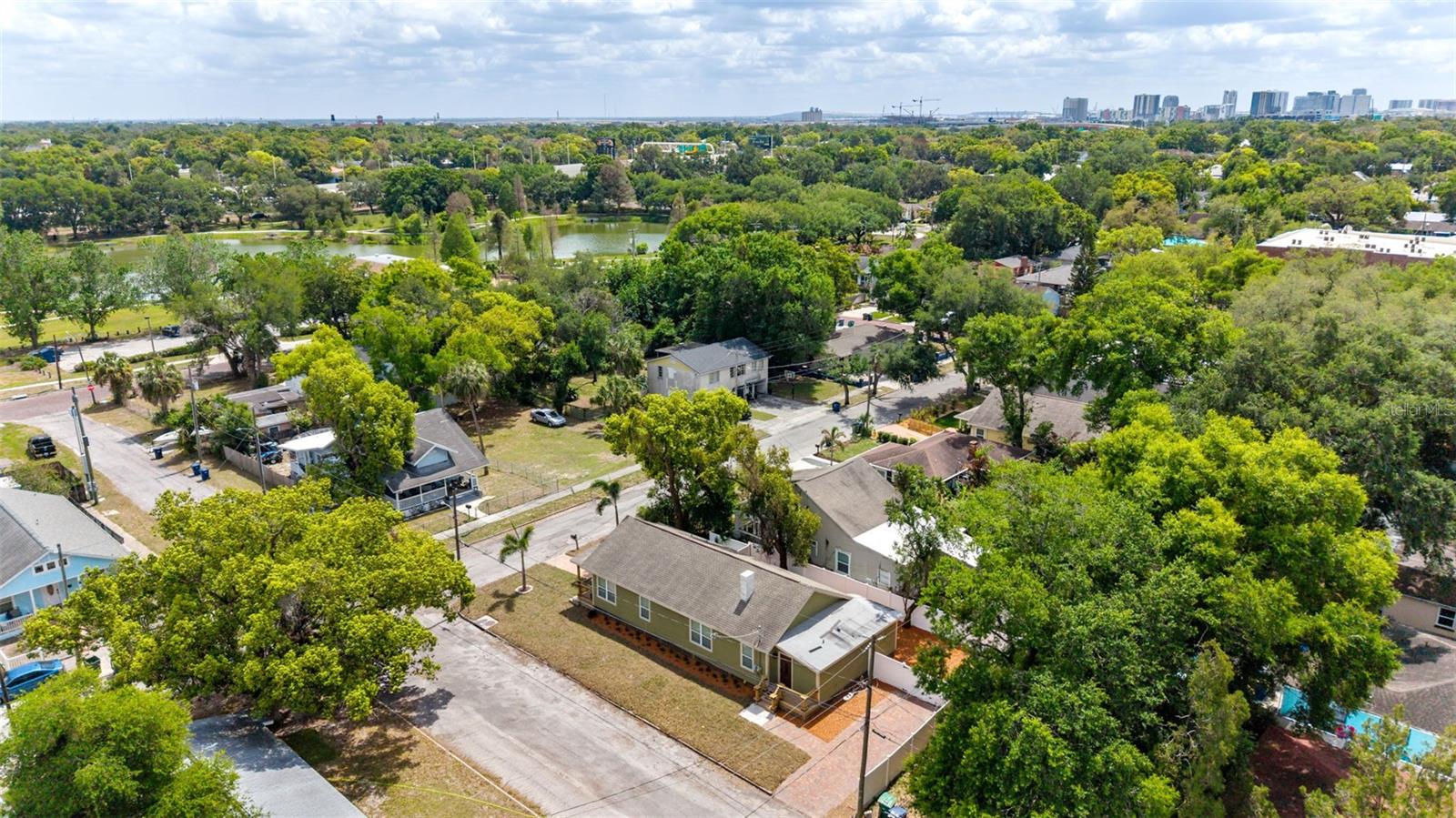 CENTRAL PARK BLKS 13 14 15 16 - Residential