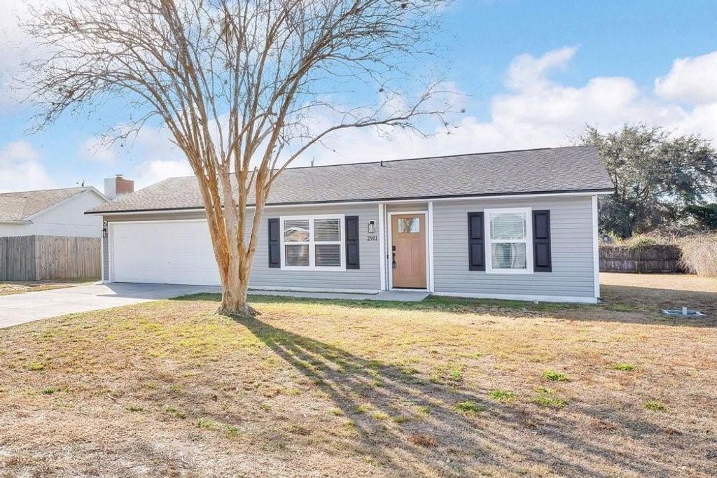 Photo of 2901 Grayton Street, Deltona, FL 32738 (MLS # O6376850)