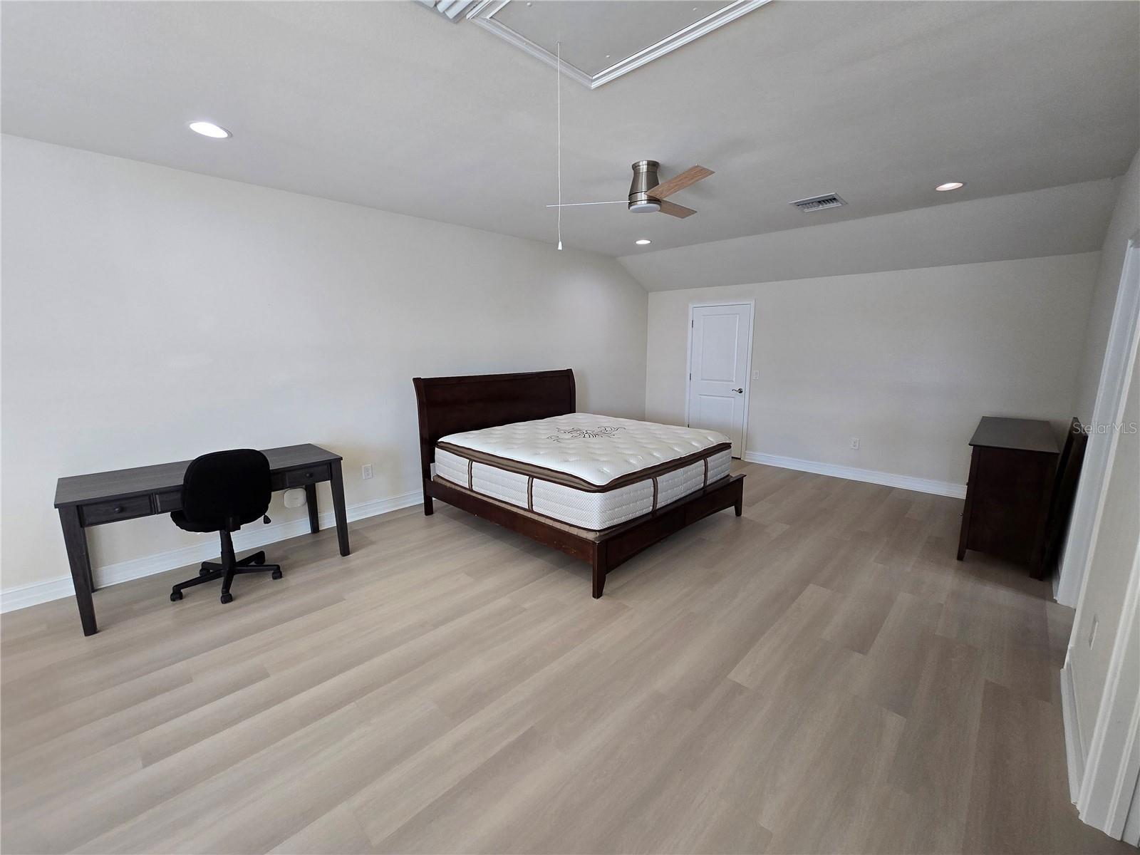 ARBOR GRANDE AT LAKEWOOD RANCH - Residential Lease