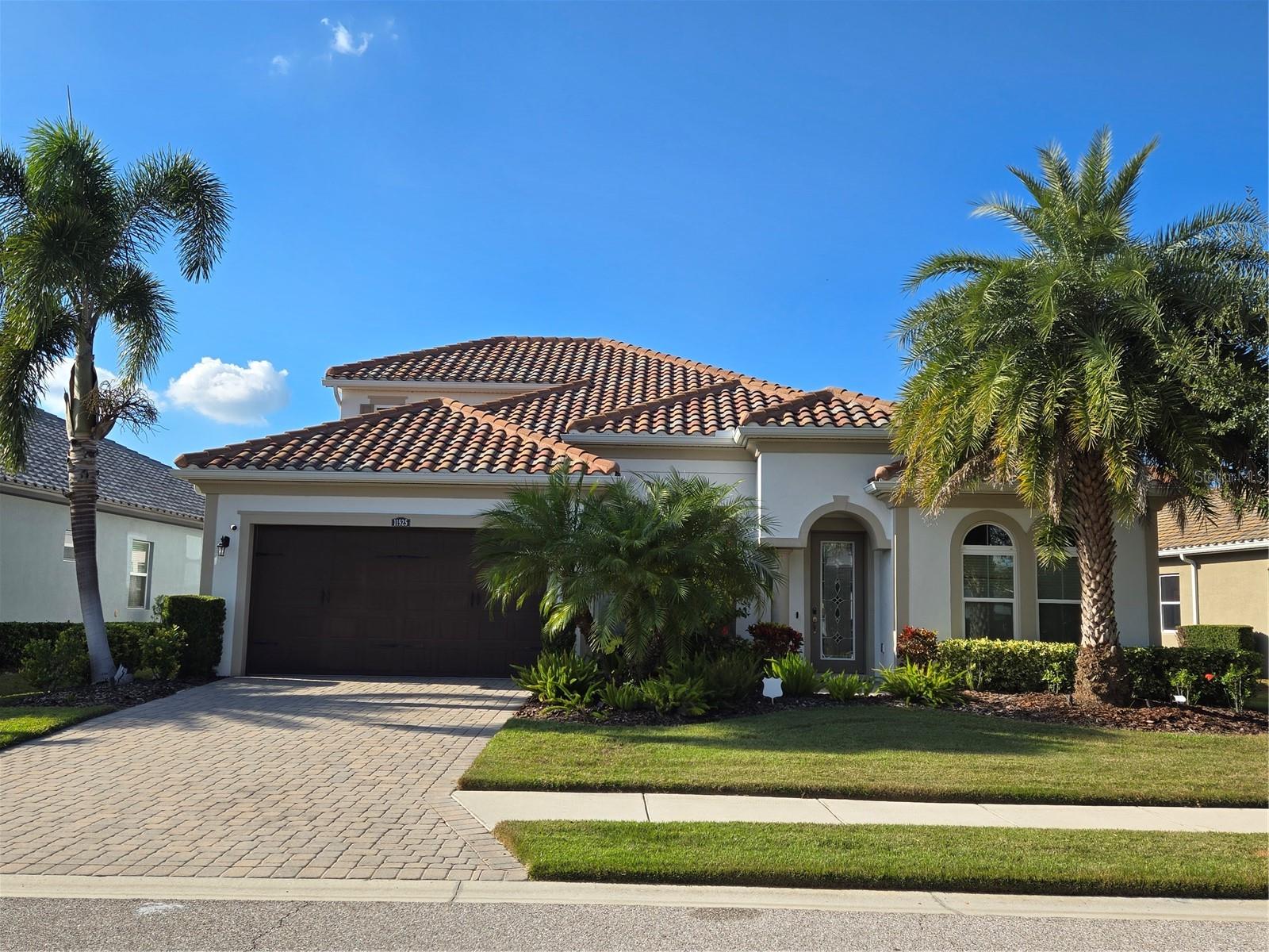 ARBOR GRANDE AT LAKEWOOD RANCH - Residential Lease
