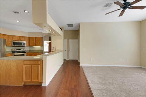 Tiny photo for 3715 Mulberry Grove Loop, Leesburg, FL 34748 (MLS # G5108469)