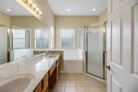 Tiny photo for 3715 Mulberry Grove Loop, Leesburg, FL 34748 (MLS # G5108469)