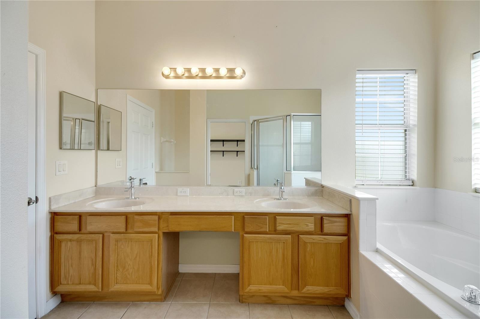 PLANTATION AT LEESBURG - Residential