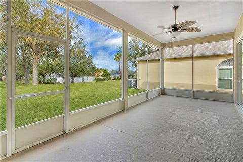 Tiny photo for 3715 Mulberry Grove Loop, Leesburg, FL 34748 (MLS # G5108469)