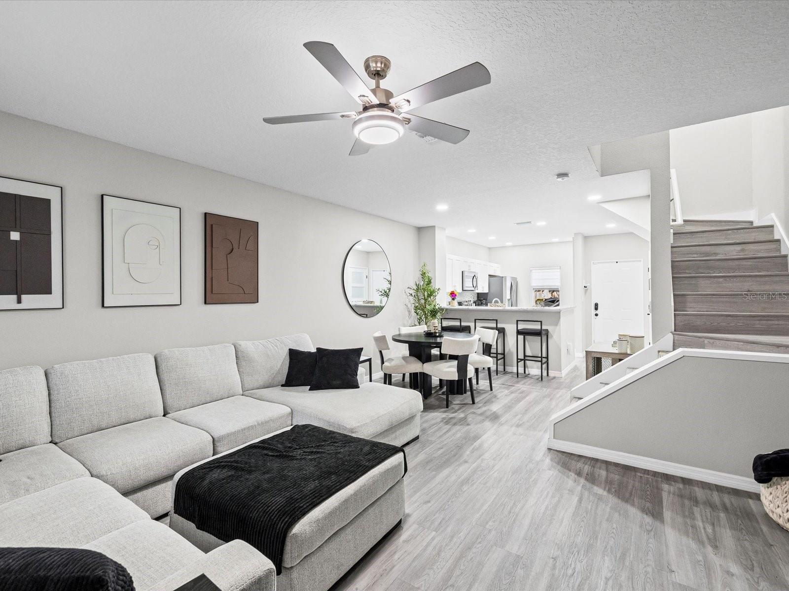 MANHATTAN-HUMPHREY TWNHMS U - Residential Lease