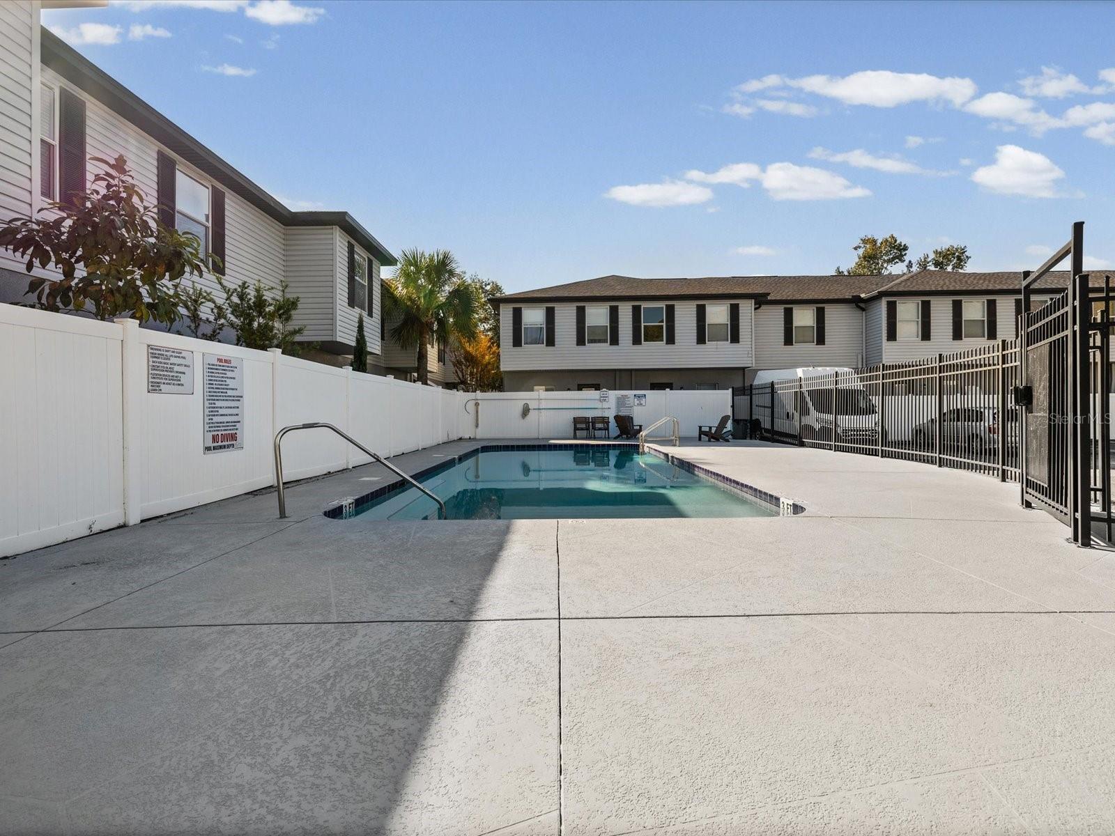 MANHATTAN-HUMPHREY TWNHMS U - Residential Lease