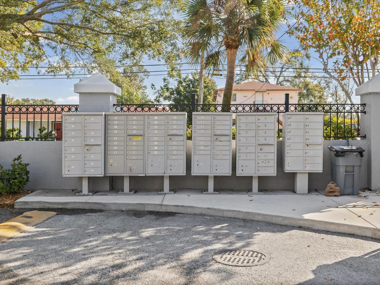 MANHATTAN-HUMPHREY TWNHMS U - Residential Lease