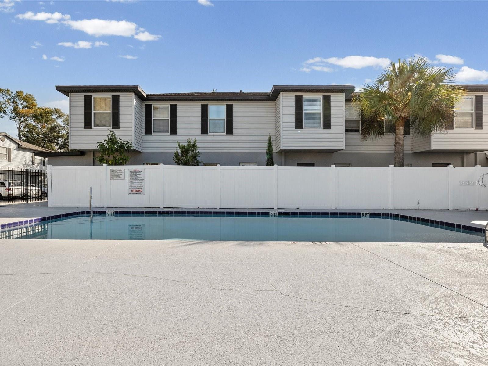 MANHATTAN-HUMPHREY TWNHMS U - Residential Lease